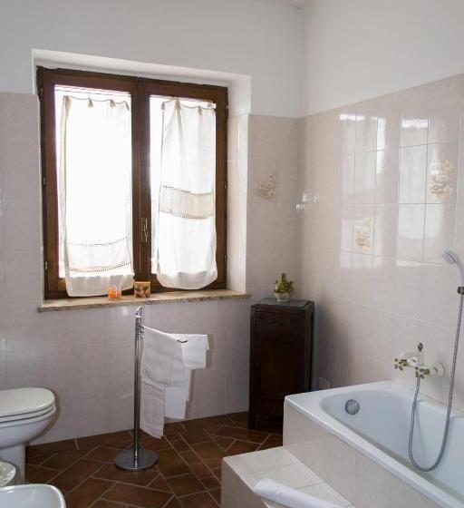 اتاق لوکس سه تخته, Maremma Nel Tufo