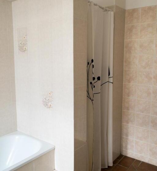 اتاق لوکس سه تخته, Maremma Nel Tufo