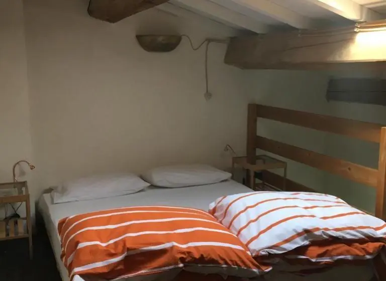 Duplex-huone, La Fratta Art  House