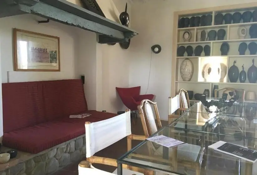 Duplex-huone, La Fratta Art  House