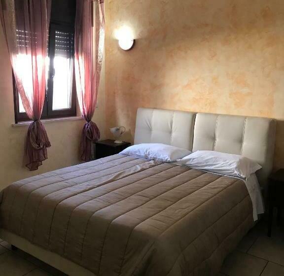 四人标准间, Messapia