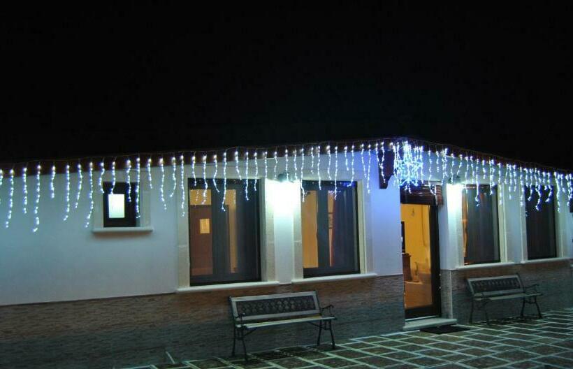 带1个卧室的带阳台的公寓, Messapia