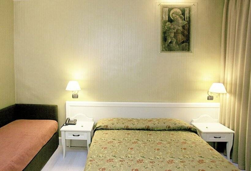 اتاق استاندارد, Palazzo Riario