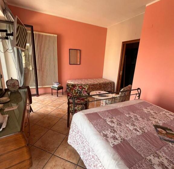 Superior suite with lake view, The Tower Of The Old King