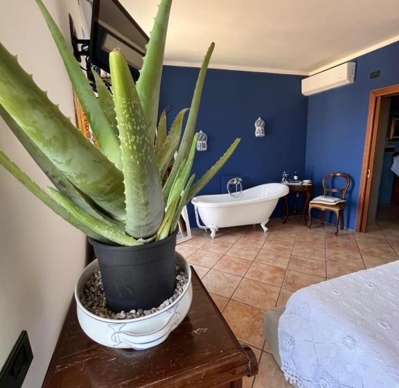 Люкс Deluxe Кровать Кинг, The Tower Of The Old King