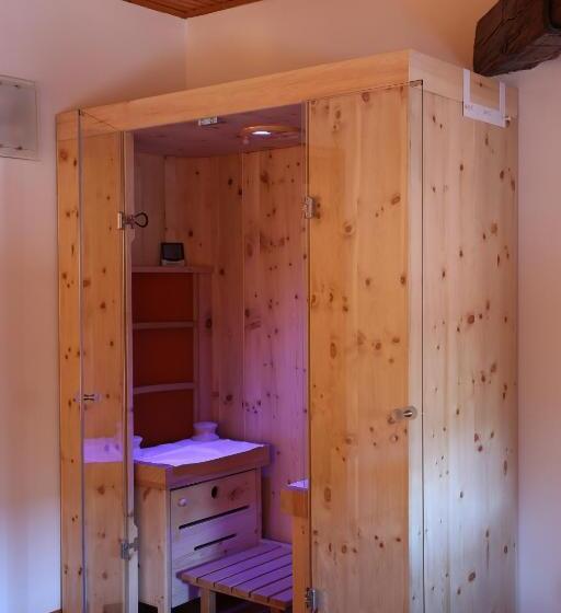 주니어 스위트, Albergo Due Spade