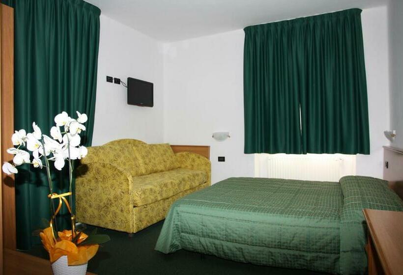 Номер Стандарт Трехместный, Albergo Miramonti