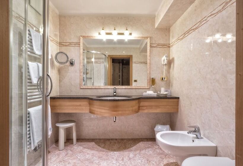 Номер Комфорт, Armin