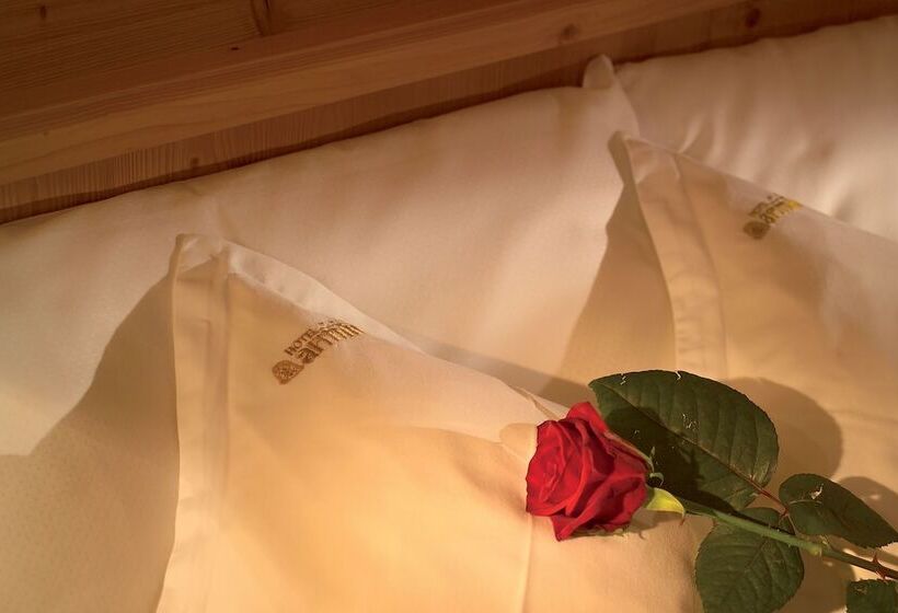 Номер Superior, Armin