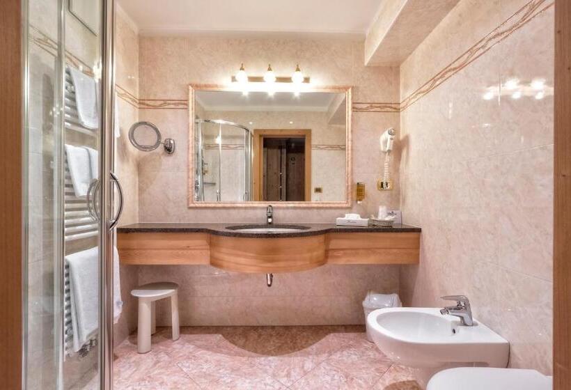 Номер Комфорт, Armin