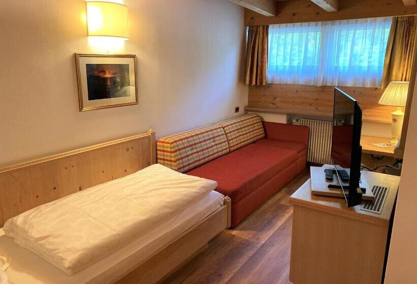 Номер Стандарт Индивидуальный, Armin