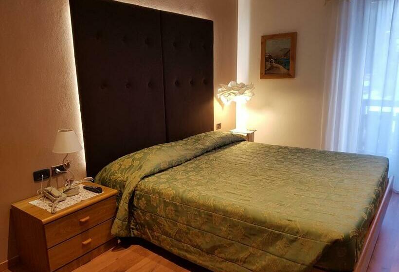 חדר סטנדרט, Ciampian