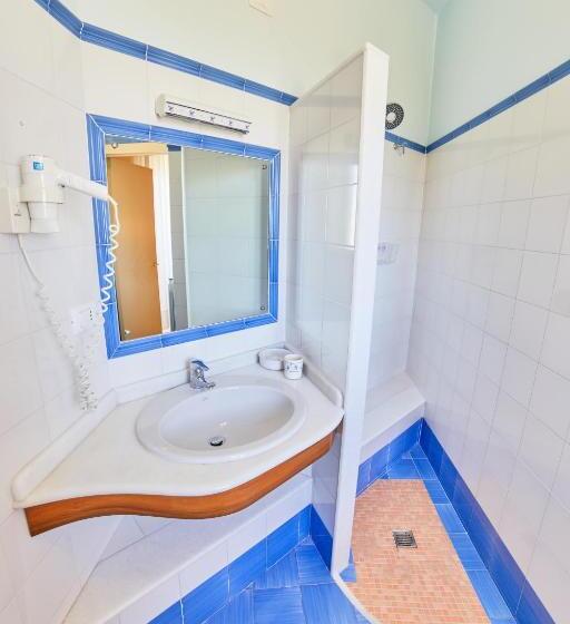 스탠다드 트리플 룸, Dei Messapi