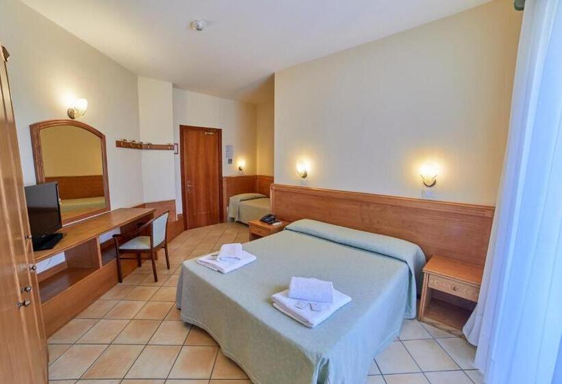 스탠다드 트리플 룸, Dei Messapi