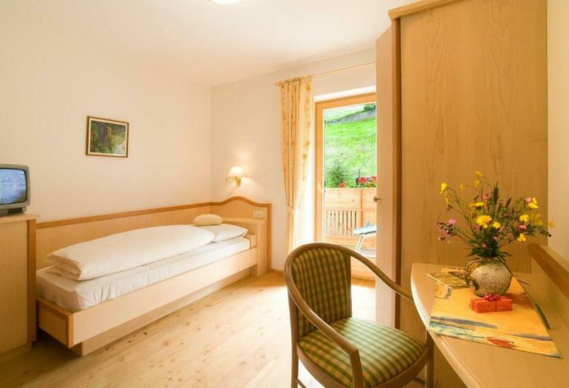 Номер Стандарт Индивидуальный с Балконом, Garni Alpenhof