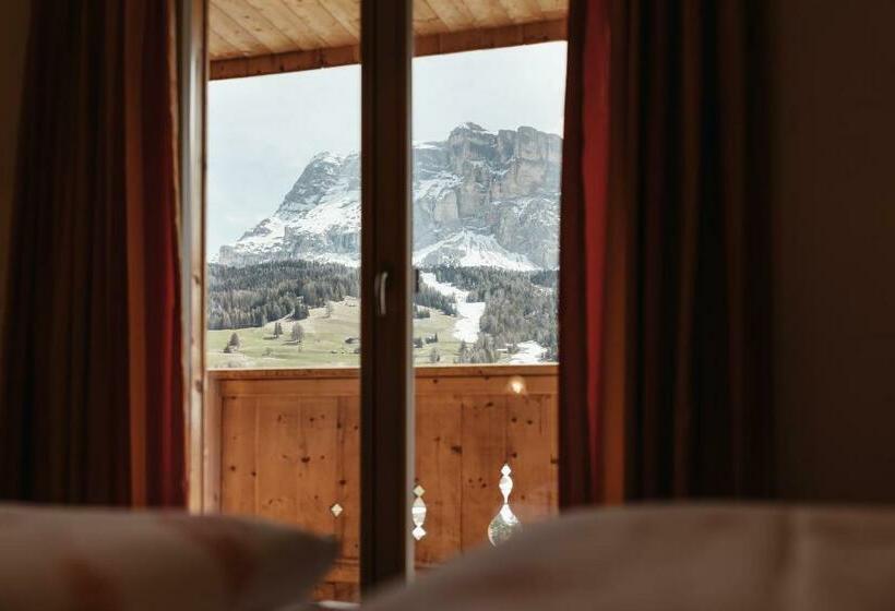 חדר סטנדרט עם מרפסת, Garni Ciasa Urban