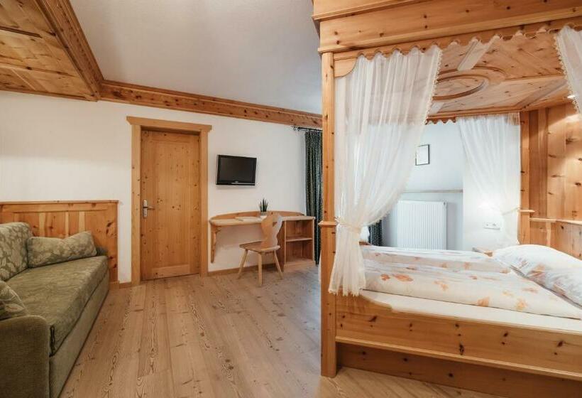 חדר סטנדרט עם מרפסת, Garni Ciasa Urban