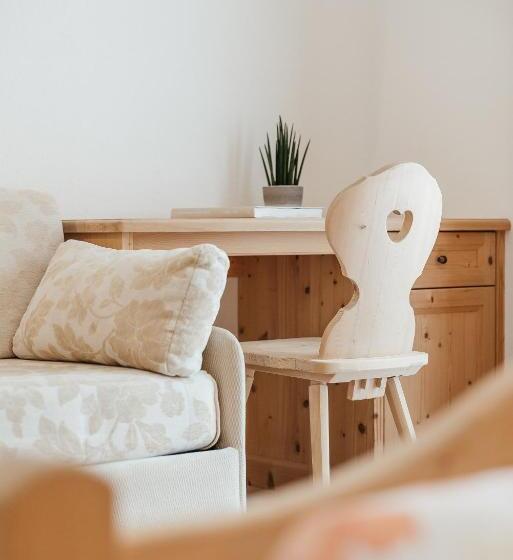 חדר סטנדרט עם מרפסת, Garni Ciasa Urban