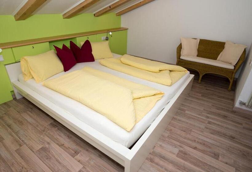 דירת חדר, Residence Winklgut