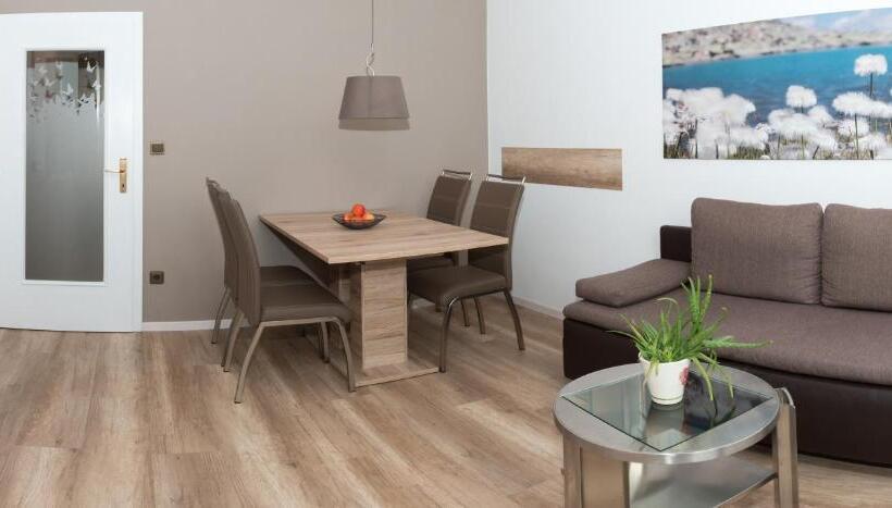 דירת חדר, Residence Winklgut