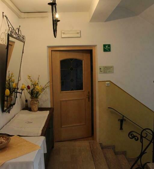 اتاق استاندارد با بالکن, Garni Anny