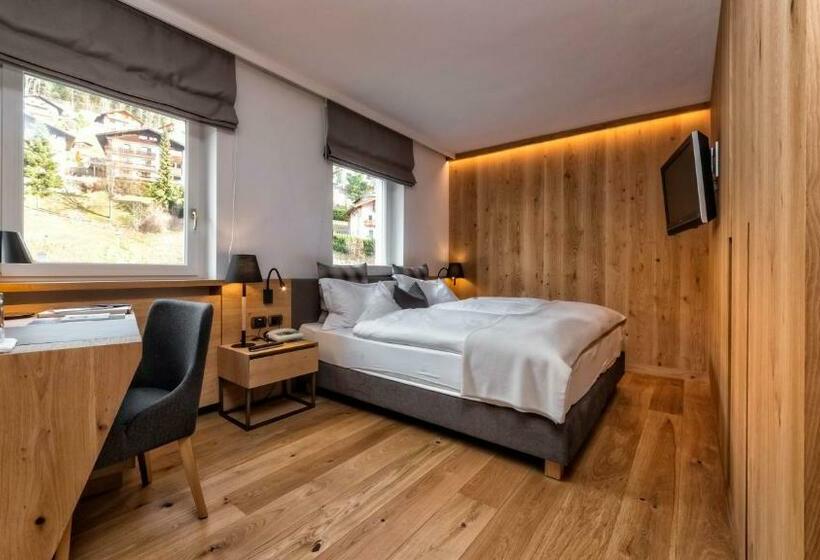 スタンダードシングルルーム, Genziana