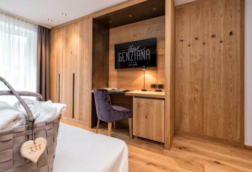 クラシックルーム, Genziana