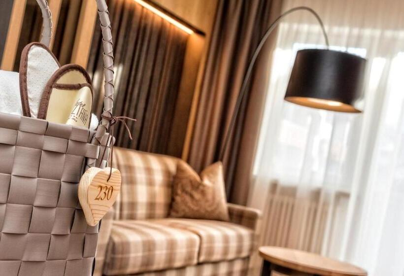 ジュニアスイート, Genziana