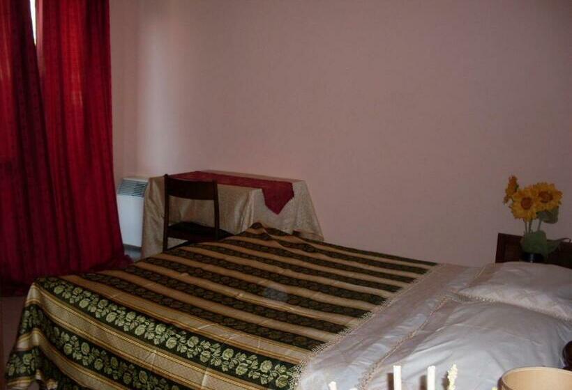 غرفة قياسية رباعية, Il Rifugio