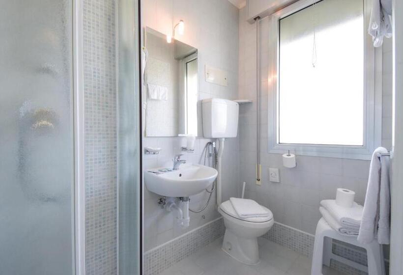 Standardzimmer mit seitlichem Meerblick, Janeiro