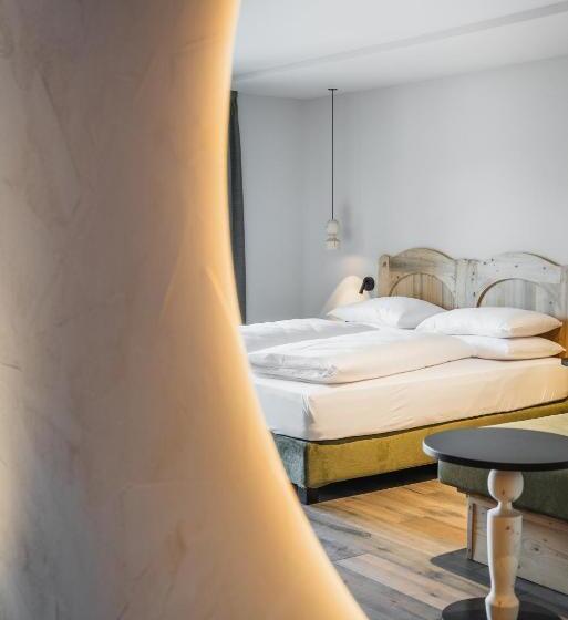 Номер Deluxe с Балконом, La Cort My Dollhouse Adults Only