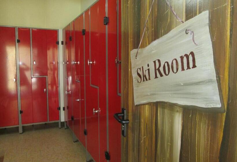 Appartamento 1 Camera da Letto Vista Giardino, La Tea