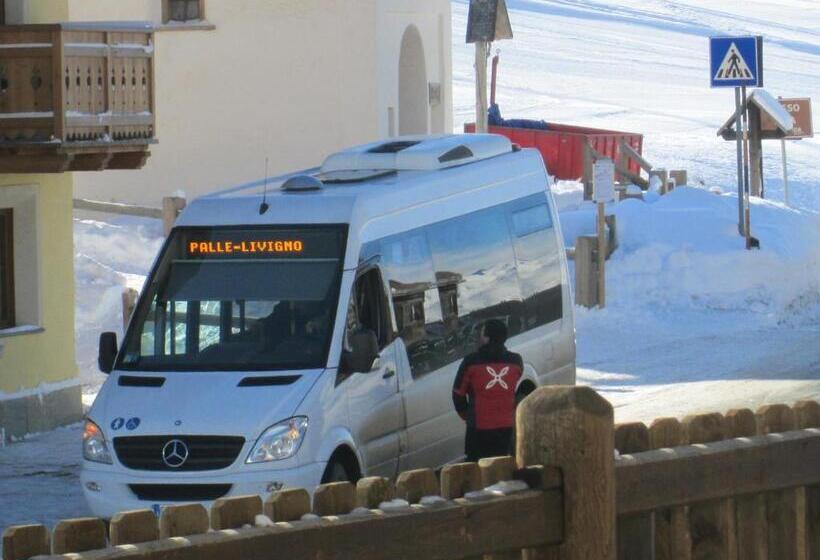 Appartamento 1 Camera da Letto Vista Giardino, La Tea