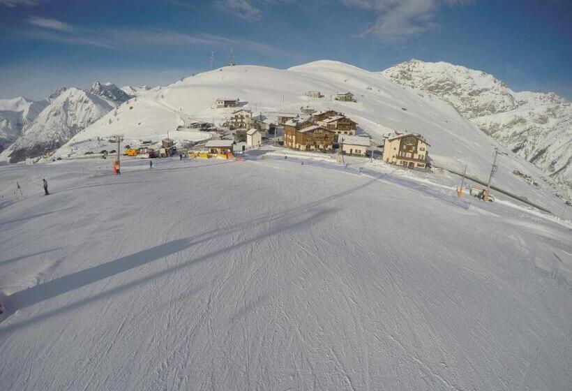 Camera Quadrupla Standard, La Tea