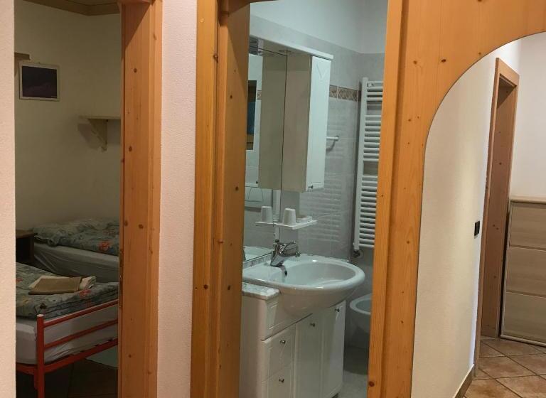 Appartamento 3 Camere da Letto, La Tea