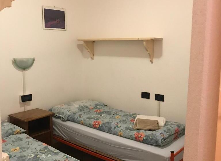 Appartamento 3 Camere da Letto, La Tea