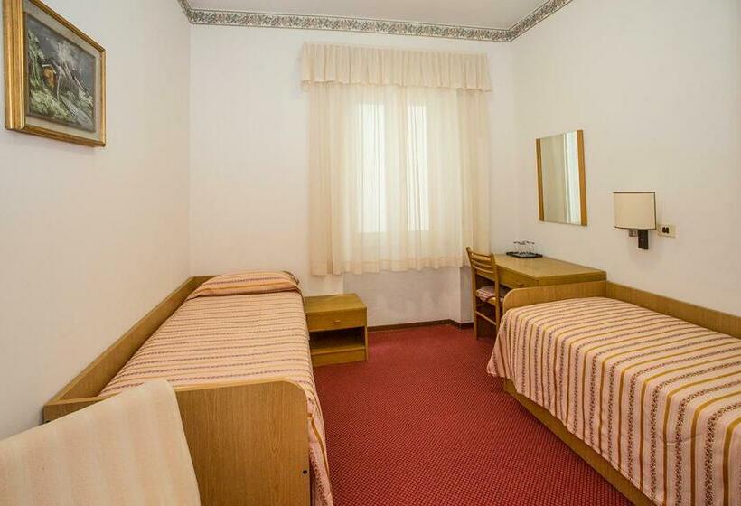 プレミアム4ベッドルーム, Lido