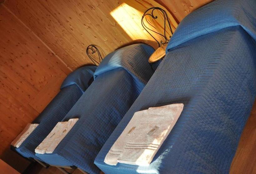 غرفة قياسية ثلاثية, Locanda Dl'angel