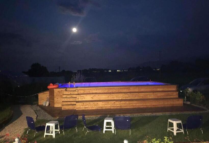 غرفة قياسية ثلاثية, Locanda Dl'angel