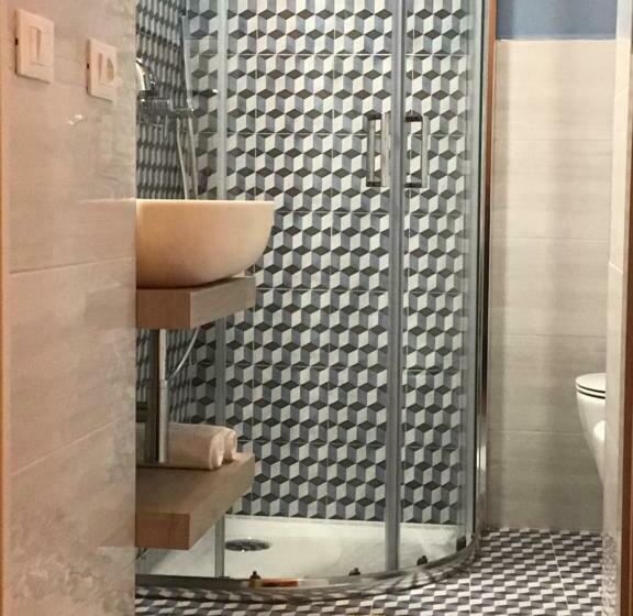 Номер Стандарт Индивидуальный, Moniga