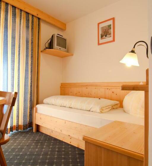 חדר סטנדרט יחיד עם מרפסת, Pension Enzian