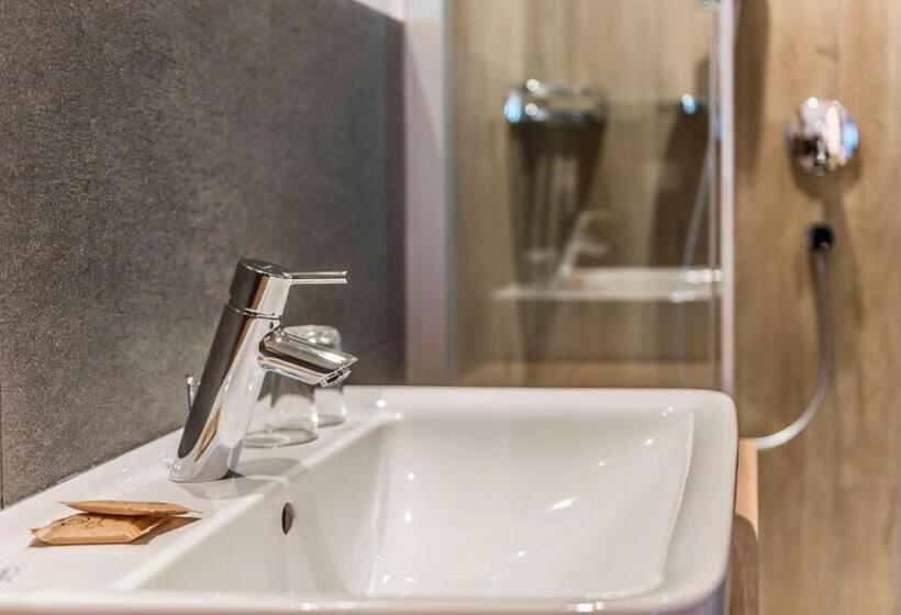 Comfort room with balcony, Pension Haus Tirol