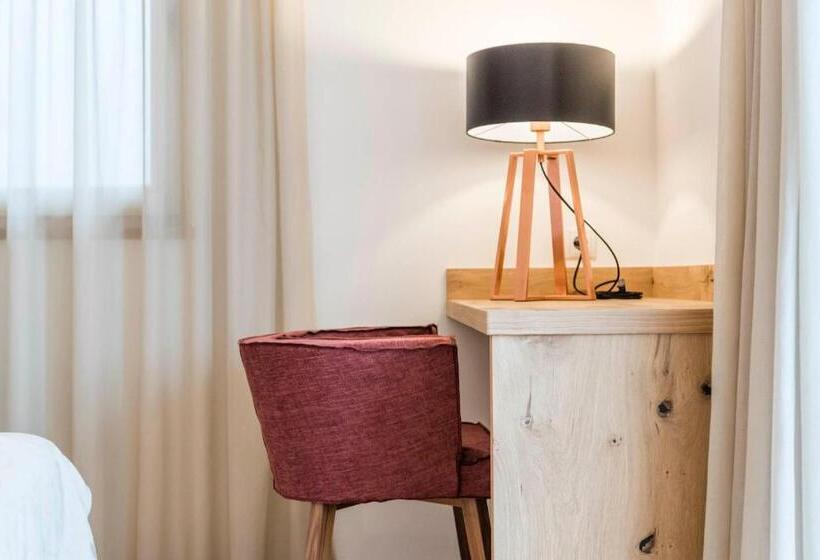 Comfort room with balcony, Pension Haus Tirol