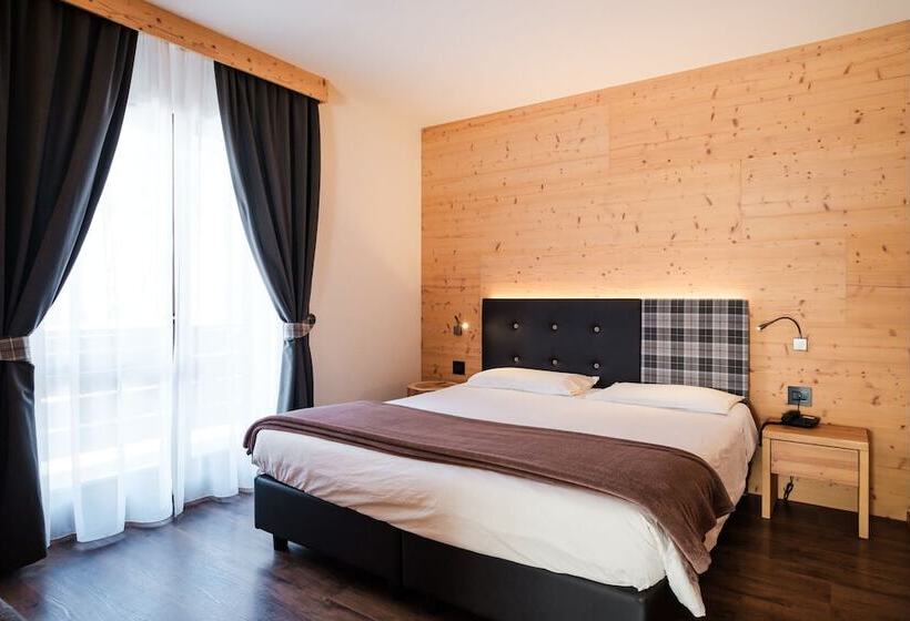 Pokój Rodzinny, Piccola Baita