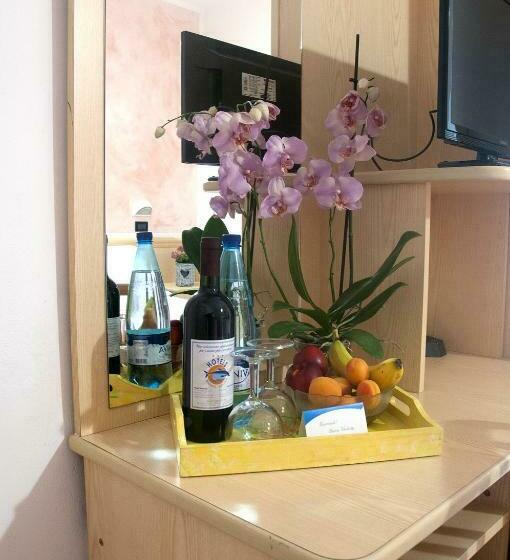 غرفة قياسية ثلاثية, Piccolo