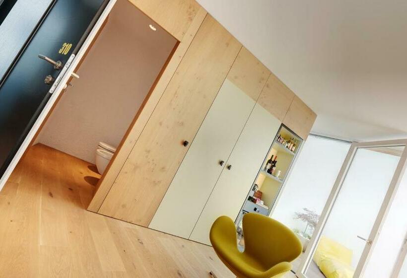 סוויטת ג'וניור עם טרסה, Soley Suites   Adults Only