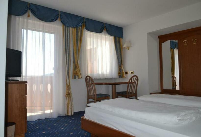 Номер Стандарт, Scoiattolo