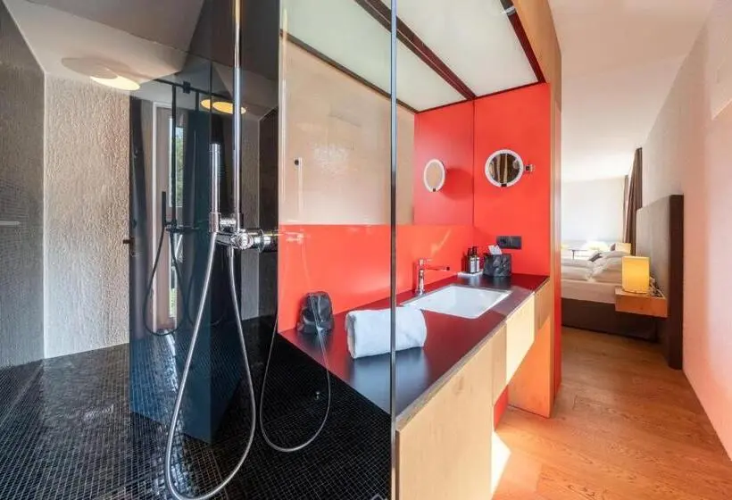 ジュニアスイート, Soley Suites Adults Only
