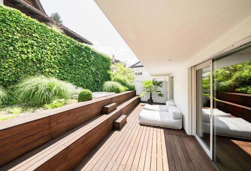 סוויטת ג'וניור עם בריכה, Soley Suites   Adults Only