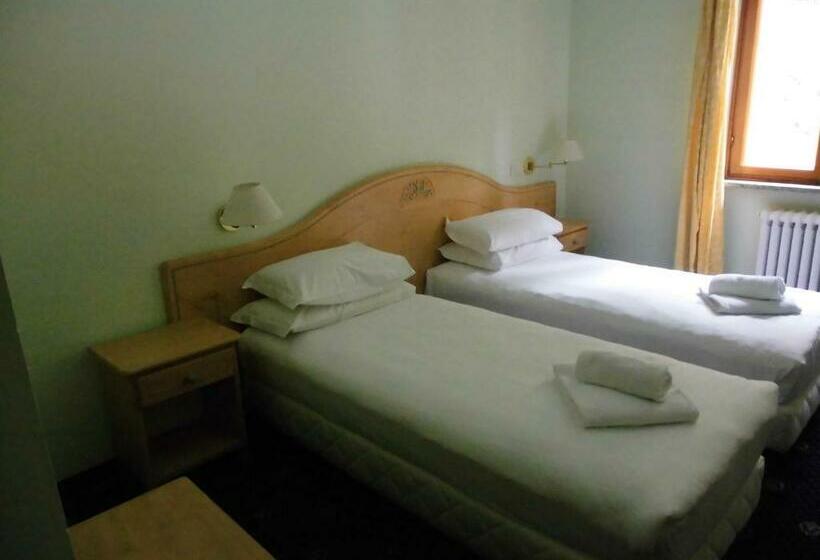 غرفة قياسية, Valverde